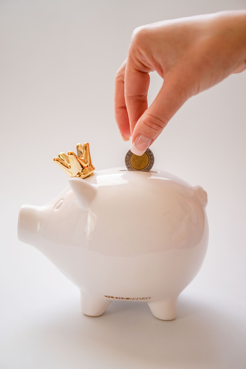 Illustrative visual related to forex brokers that trade cryptocurrency on weekends